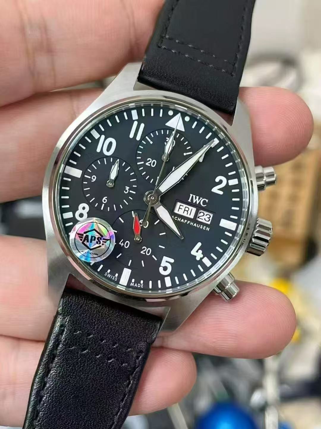 APS공장 IWC 파일럿 크로노그래프 388101 블랙다이얼 블랙가죽스트랩